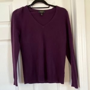 Charter club V neck cashmere sweater size: S